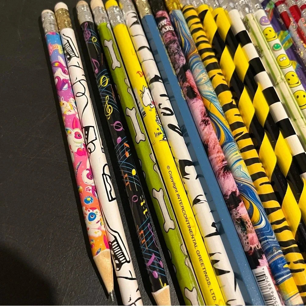 Vintage Printed Pencils Lot Of 24 Wooden Pencil Lisa Frank Animals Flag Smiley - Picture 3 of 10